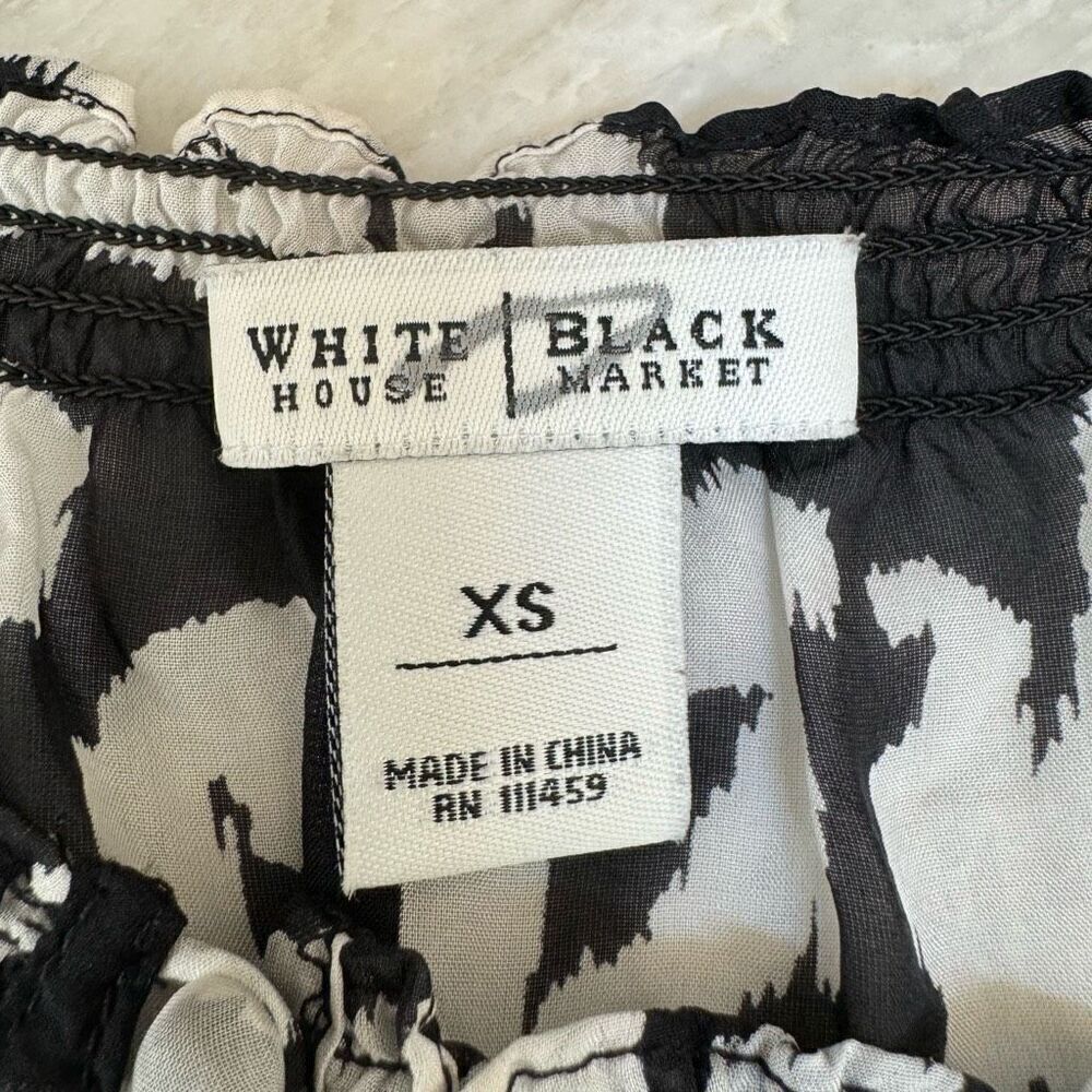 White House Black Market Womens 100% Silk Blouse Floral Cold Shoulder size XS - Picture 4 of 7
